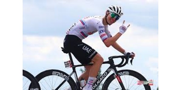 Pogačar a réitéré ses exploits et a facilement défendu son titre.